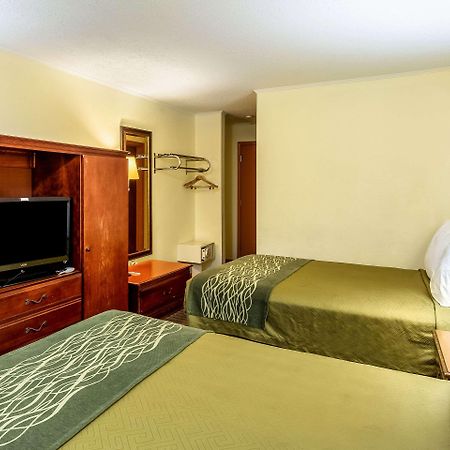 Econo Lodge Morgantown Exteriér fotografie
