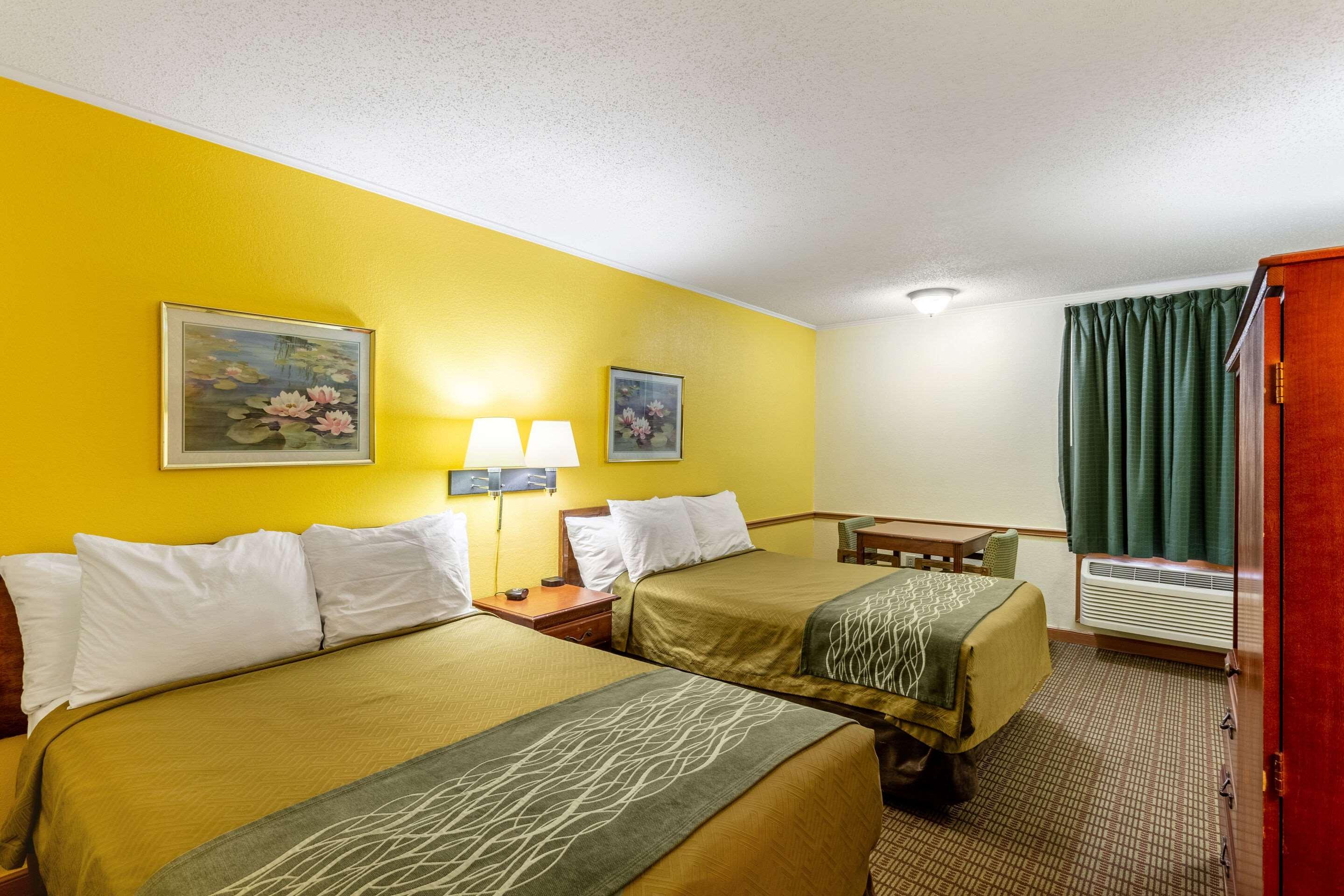 Econo Lodge Morgantown Exteriér fotografie
