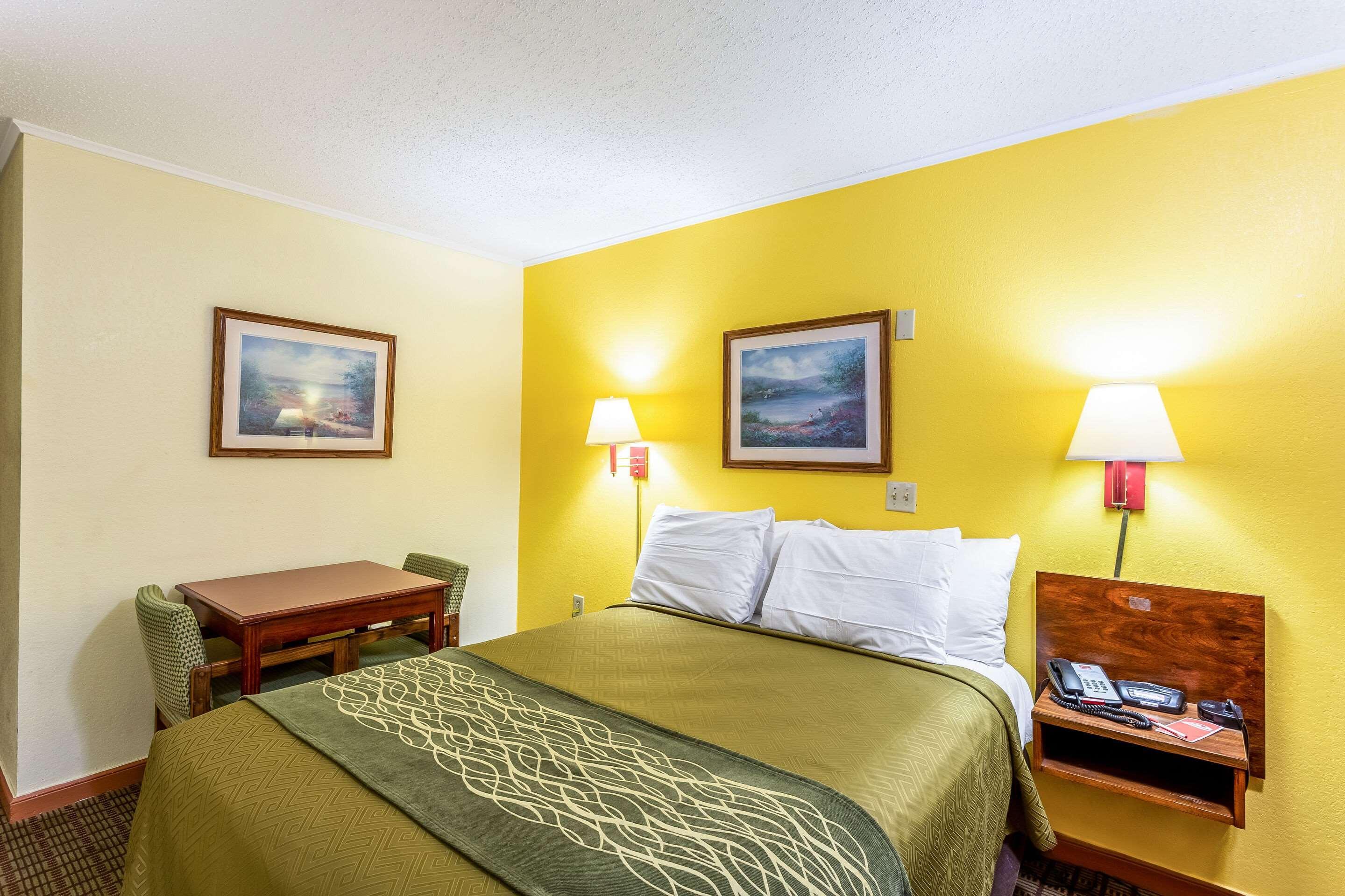 Econo Lodge Morgantown Exteriér fotografie