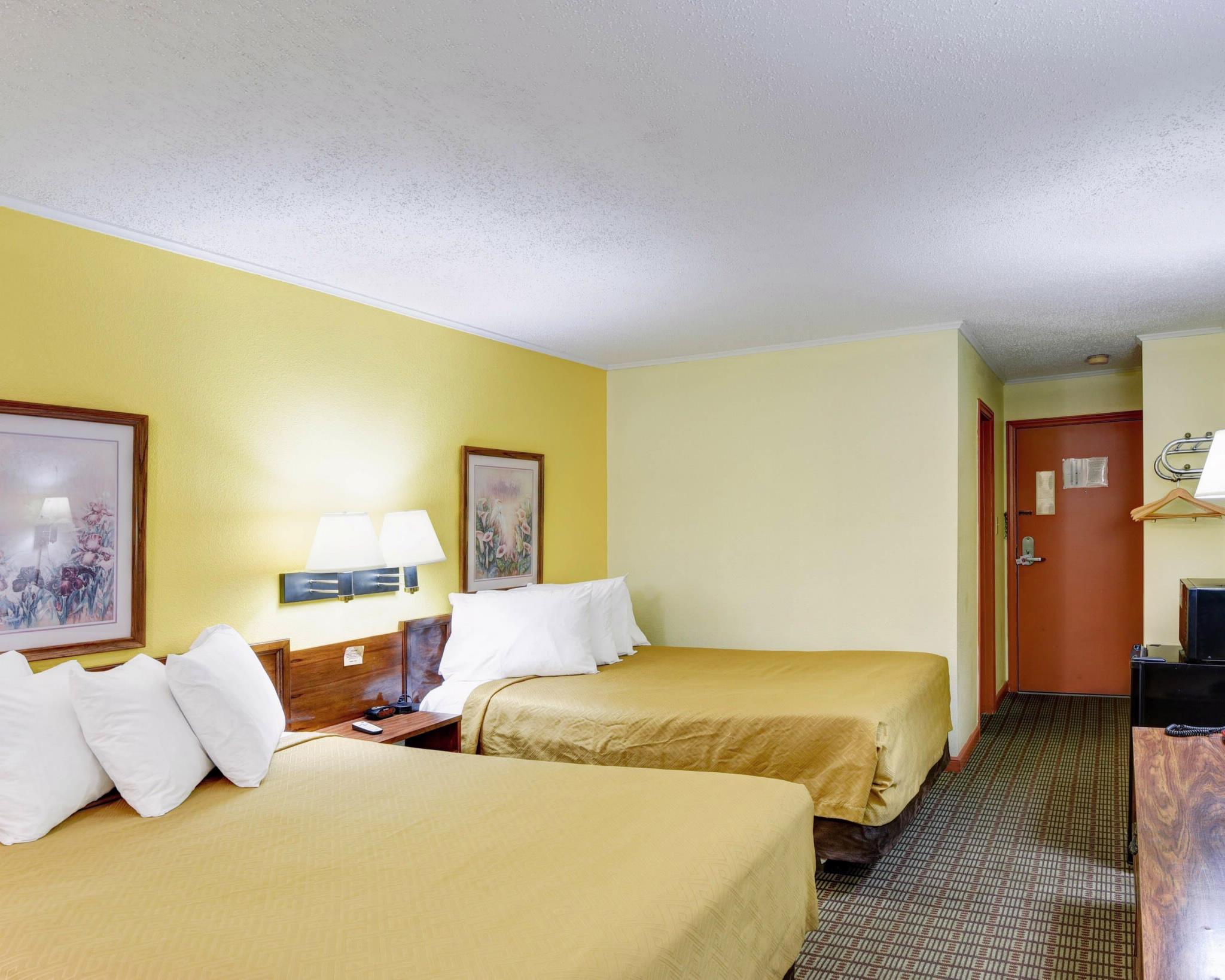 Econo Lodge Morgantown Exteriér fotografie